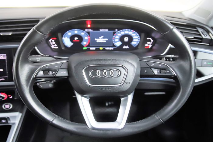 Audi Q3 2023