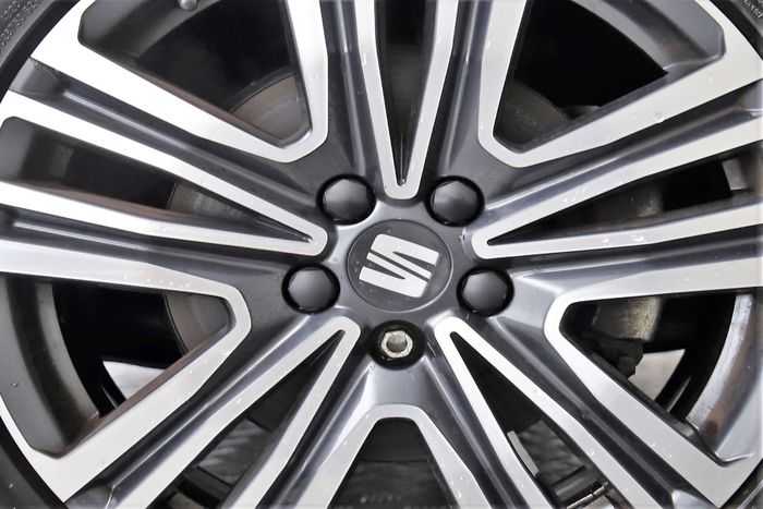 SEAT Arona 2023