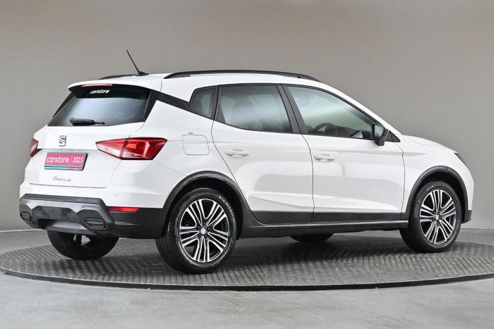 SEAT Arona 2023