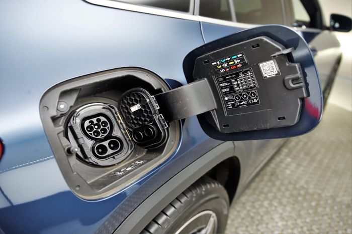 Mercedes-Benz EQA 2022