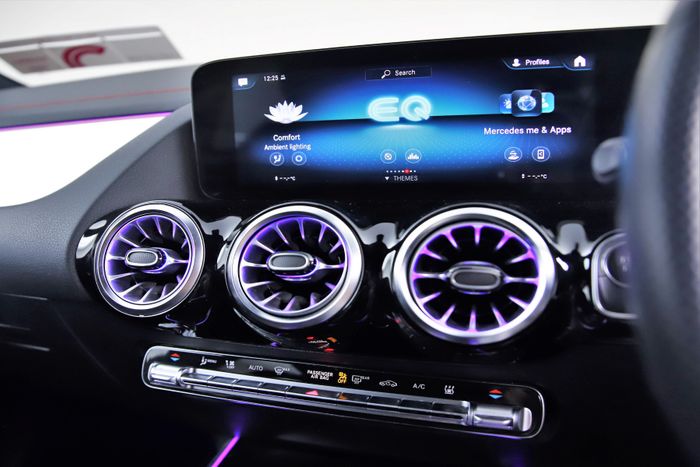 Mercedes-Benz EQA 2022