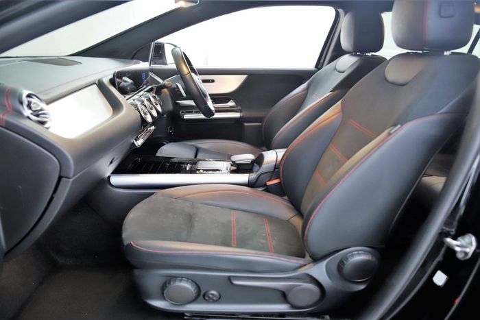 Mercedes-Benz 300 2022