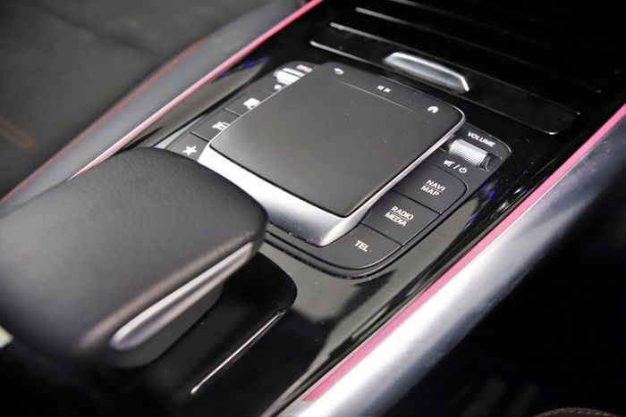 Mercedes-Benz 300 2022
