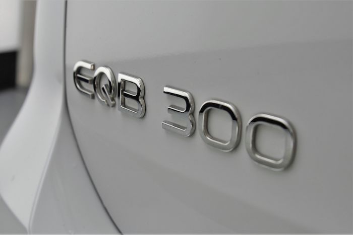 Mercedes-Benz EQB 2023