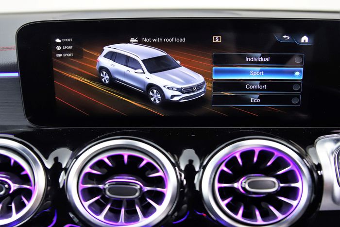 Mercedes-Benz EQB 2023