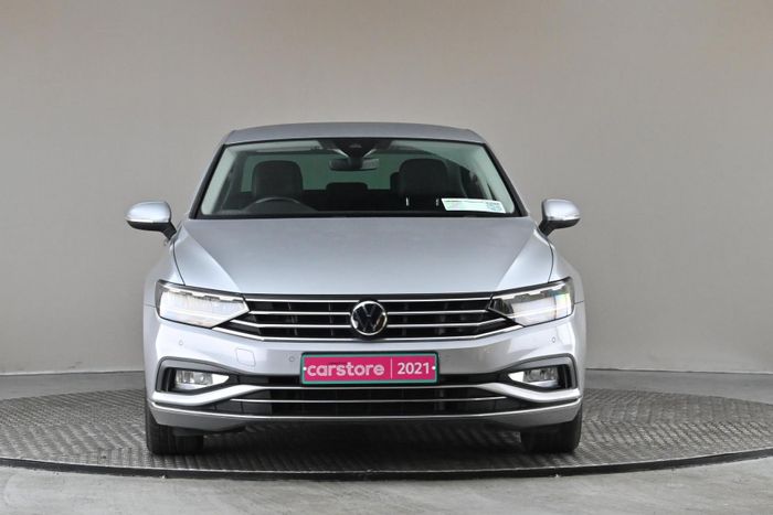 Volkswagen Passat 2021
