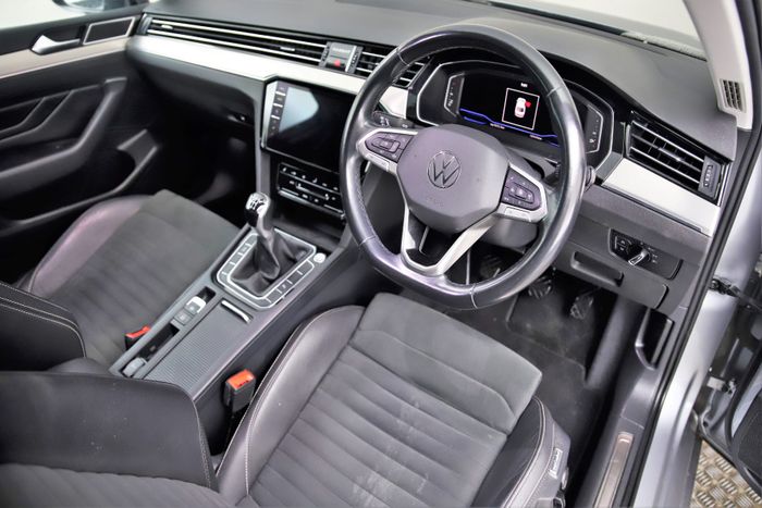 Volkswagen Passat 2021