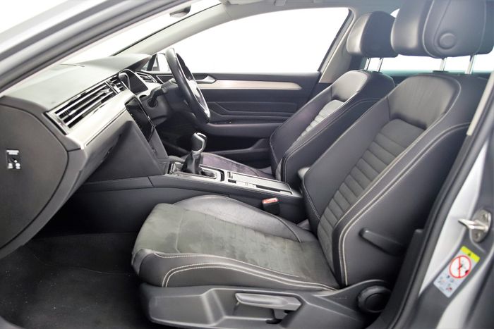 Volkswagen Passat 2021