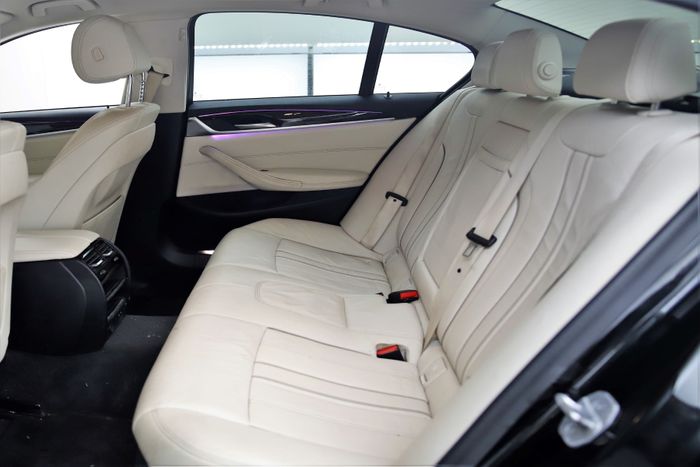 BMW 5 Series 2021
