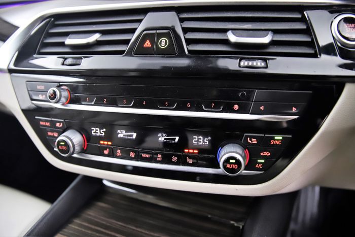 BMW 5 Series 2021