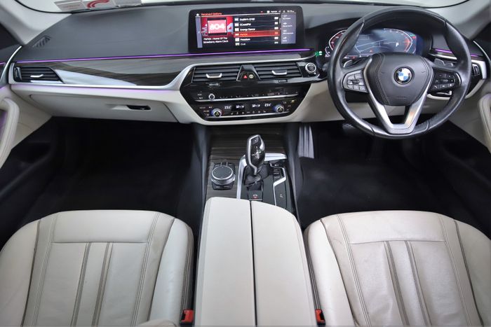 BMW 5 Series 2021