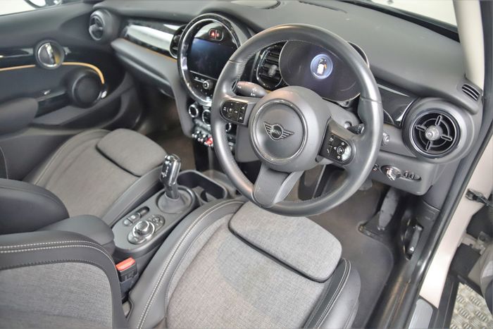 MINI Cooper 2021