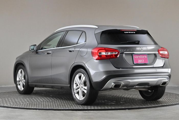 Mercedes-Benz GLA Class 2017
