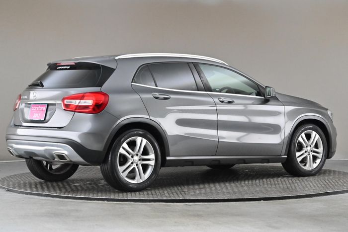 Mercedes-Benz GLA Class 2017