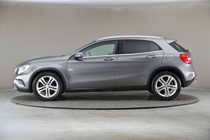 Mercedes-Benz GLA Class 2017