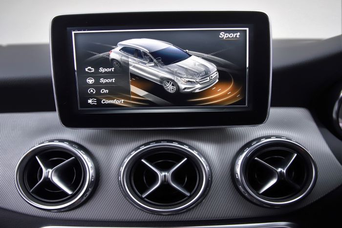 Mercedes-Benz GLA Class 2017