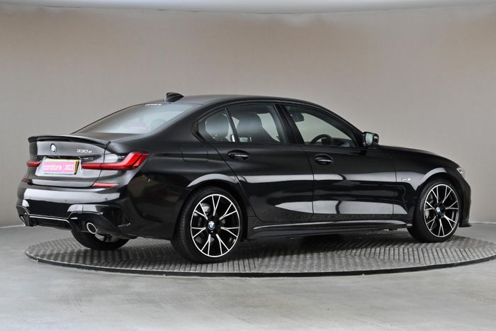 BMW 3 Series 2022
