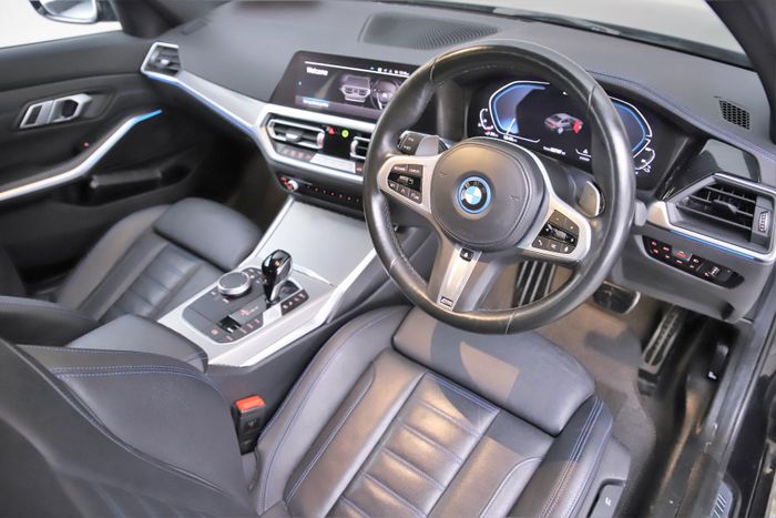 BMW 3 Series 2022