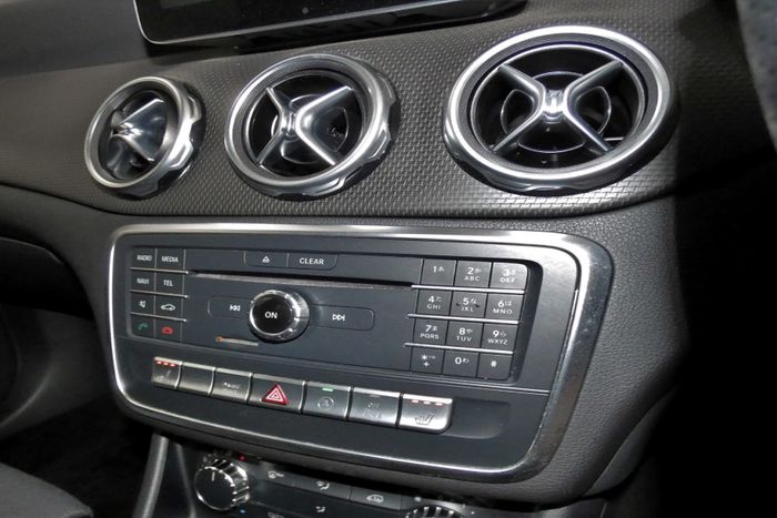 Mercedes-Benz GLA Class 2017