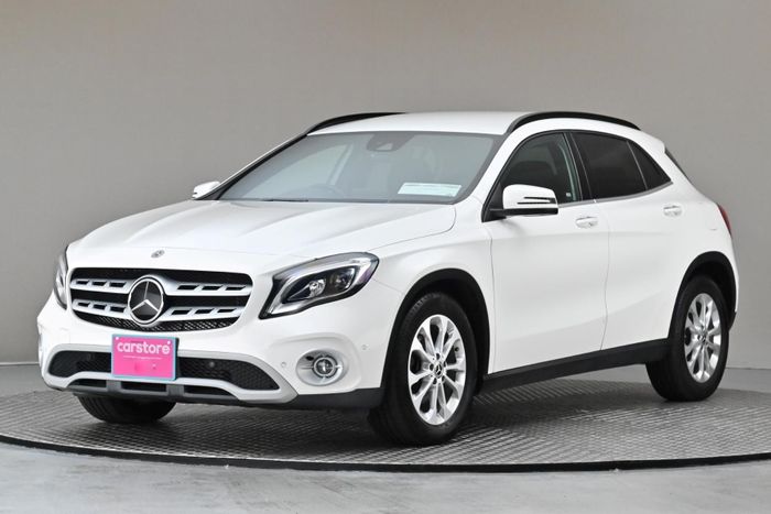 Mercedes-Benz GLA Class 2019