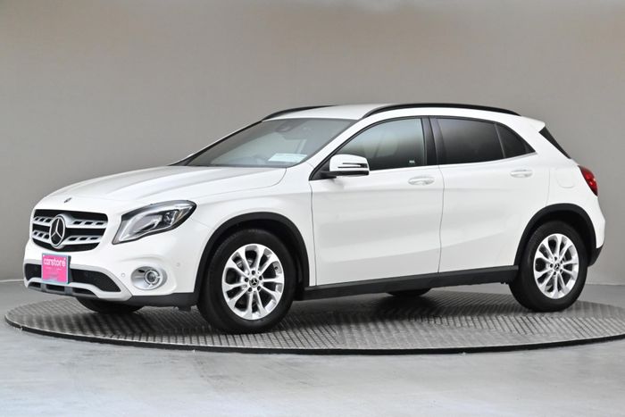 Mercedes-Benz GLA Class 2019