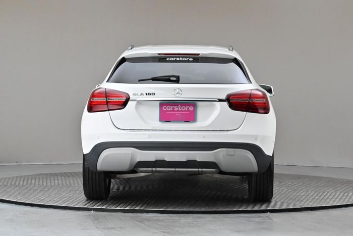 Mercedes-Benz GLA Class 2019