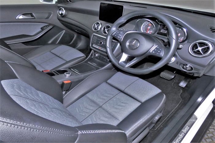Mercedes-Benz GLA Class 2019