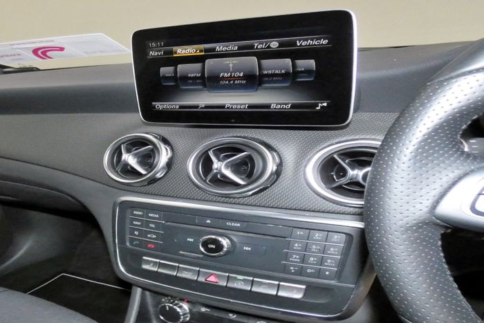 Mercedes-Benz GLA Class 2019