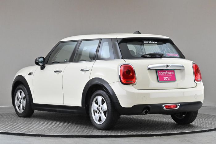 MINI One 2017