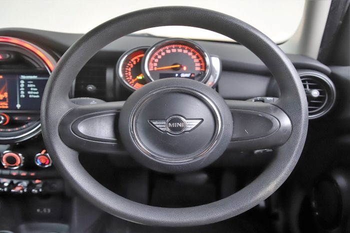 MINI One 2017