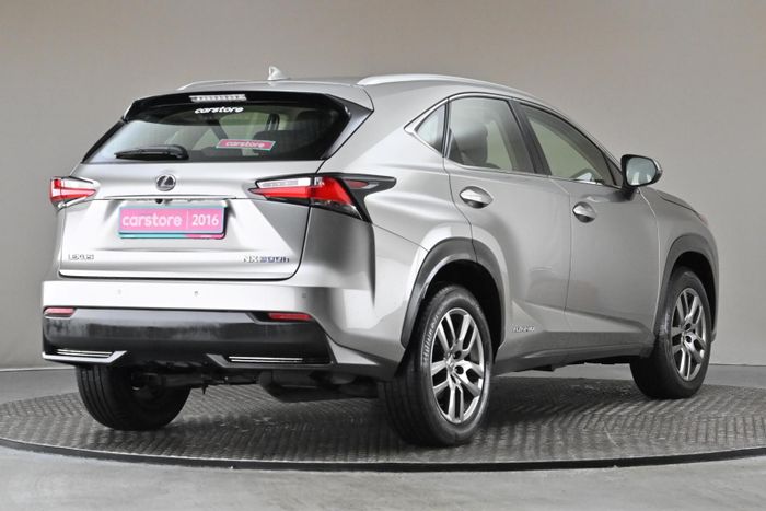 Lexus NX 300h 2016