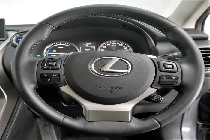 Lexus NX 300h 2016