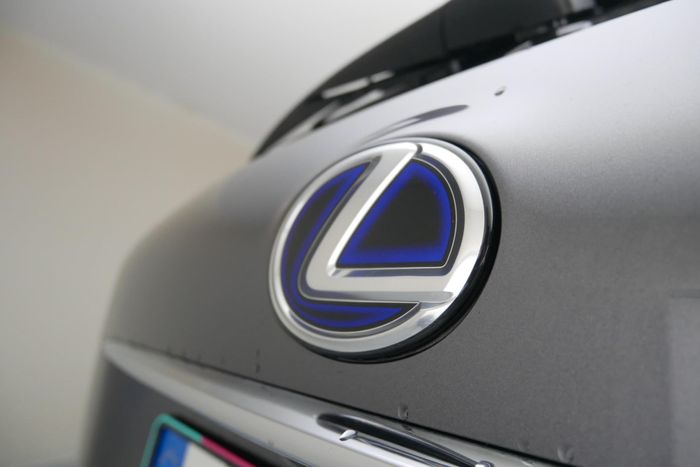 Lexus NX 300h 2016