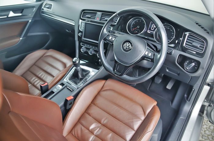 Volkswagen Golf 2016
