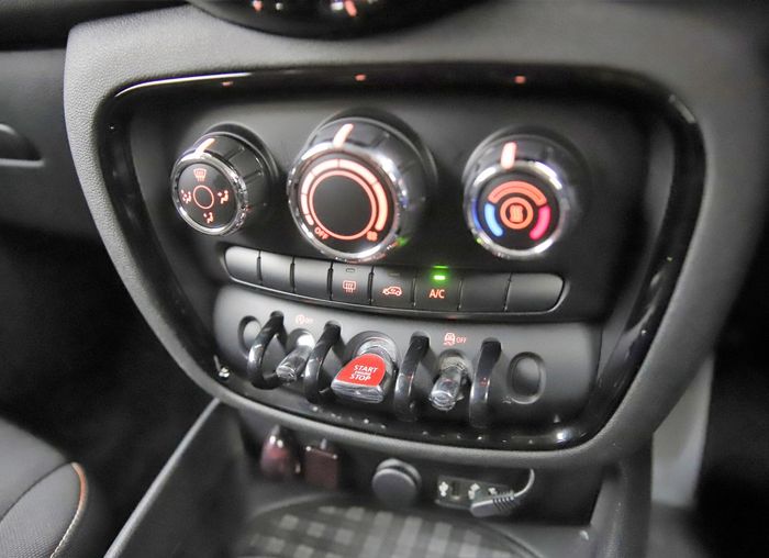 MINI CLUBMAN 2018
