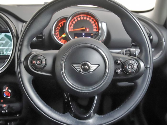 MINI CLUBMAN 2018