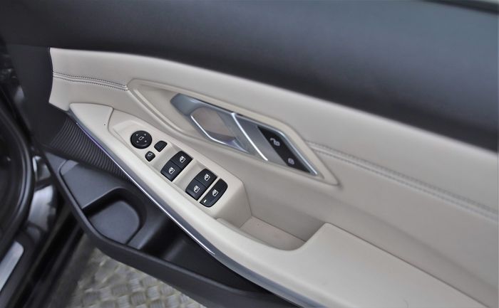 BMW 3 Series 2021
