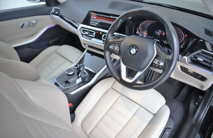 BMW 3 Series 2021