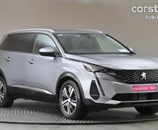 Peugeot 5008 2021