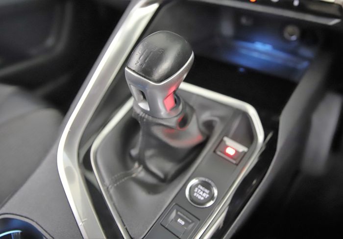 Peugeot 5008 2021