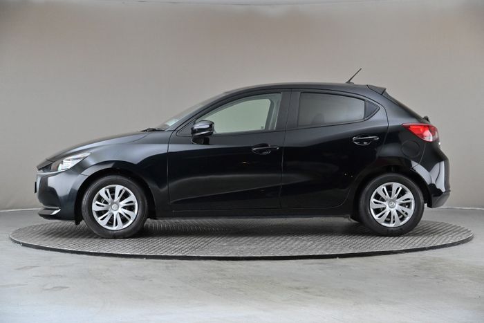 Mazda 2 2022