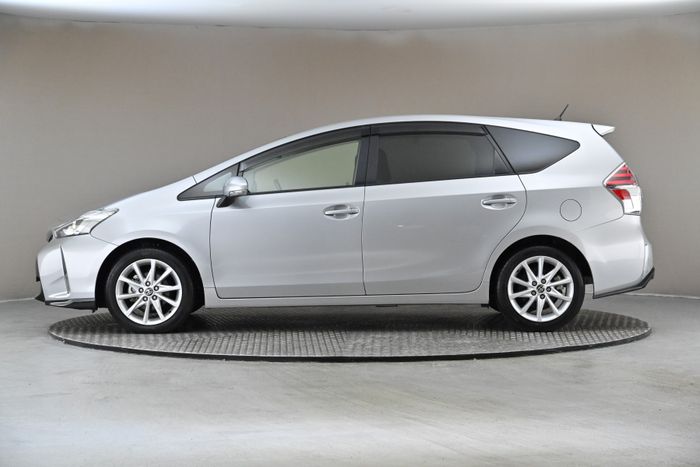 Toyota PRIUS+ 2020