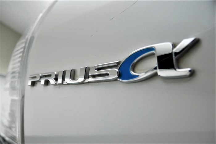 Toyota PRIUS+ 2020