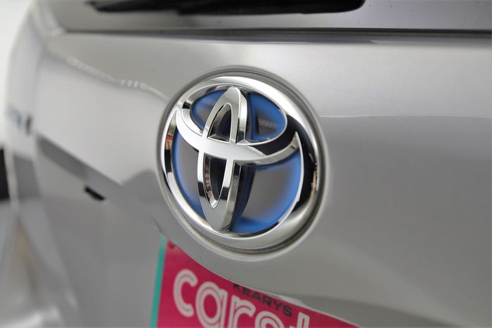 Toyota PRIUS+ 2020