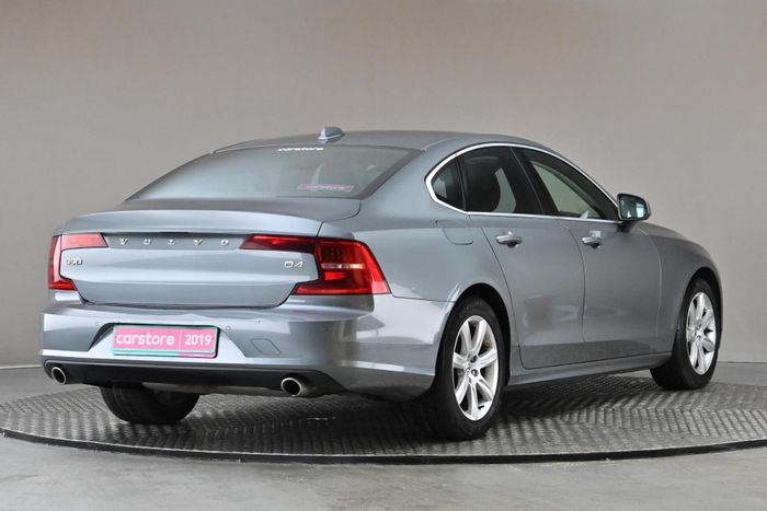 Volvo S90 2019