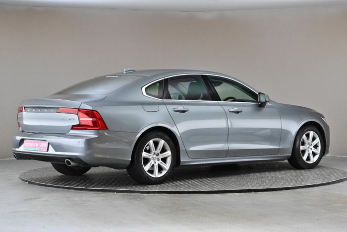 Volvo S90 2019