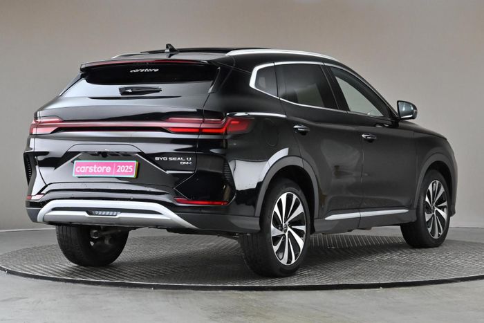 BYD SEAL U 2025