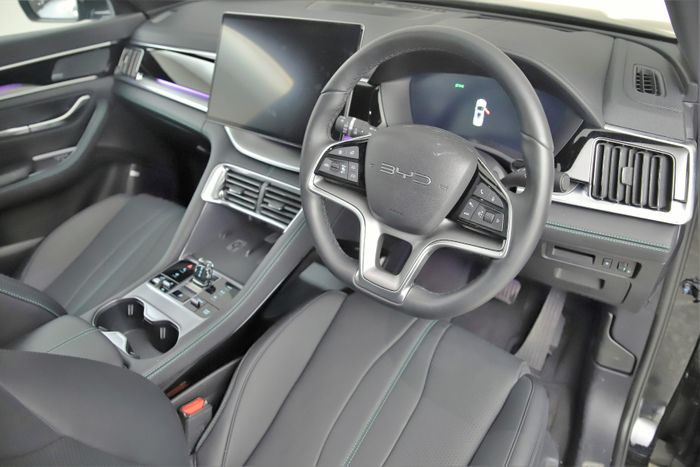 BYD SEAL U 2025
