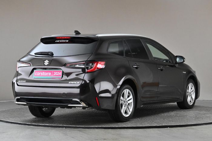 Suzuki Swace 2024