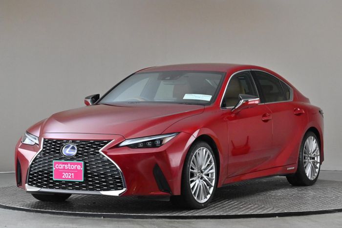 Lexus IS300h 2021